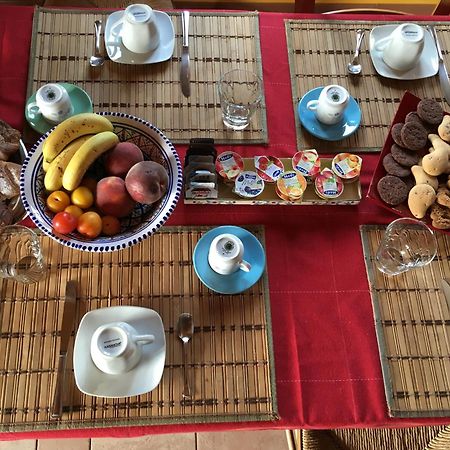 Bed&Breakfast La CasettaSantʼAlessio Siculo エクステリア 写真