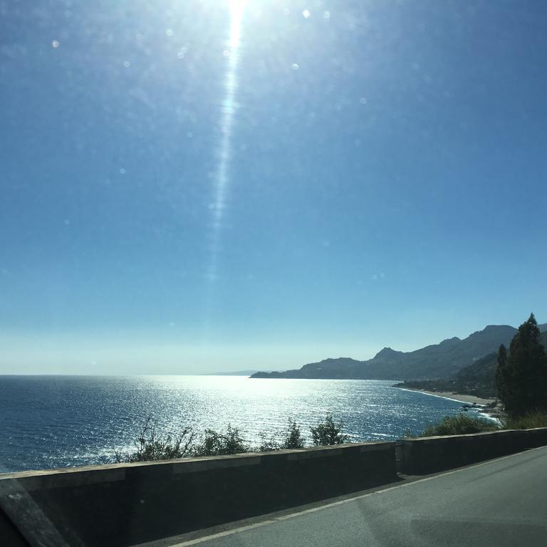 Bed&Breakfast La CasettaSantʼAlessio Siculo エクステリア 写真
